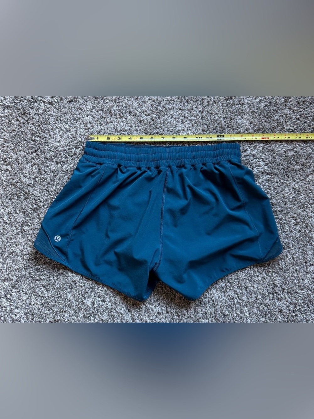 lululemon athletica hotty hot 4” low rise shorts— Teal Blue